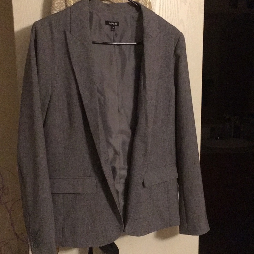 Apt 9 Blazer